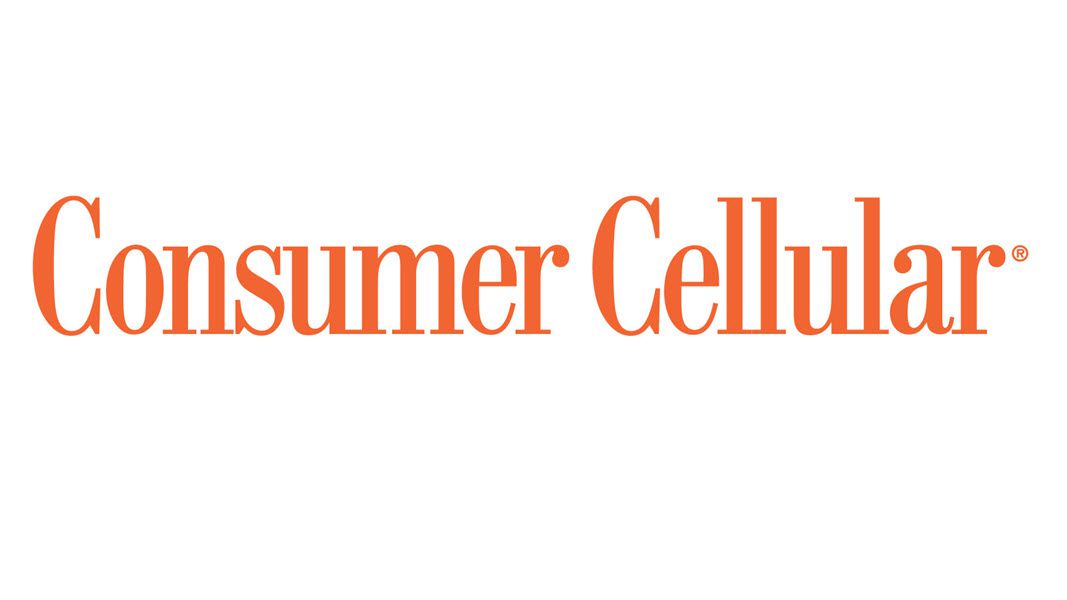 Texto de Consumer Cellular naranja en fondo blanco.