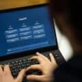 ChatGPT conquista el día a día: así lo utilizan más para asuntos personales que para el trabajo